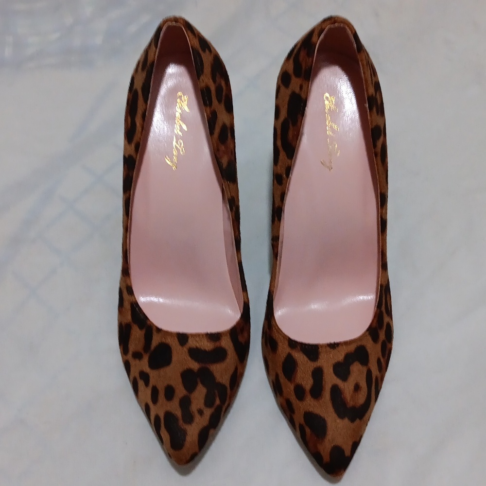 Elisabet Lang heel women shoes size 8 color brown  leopard.